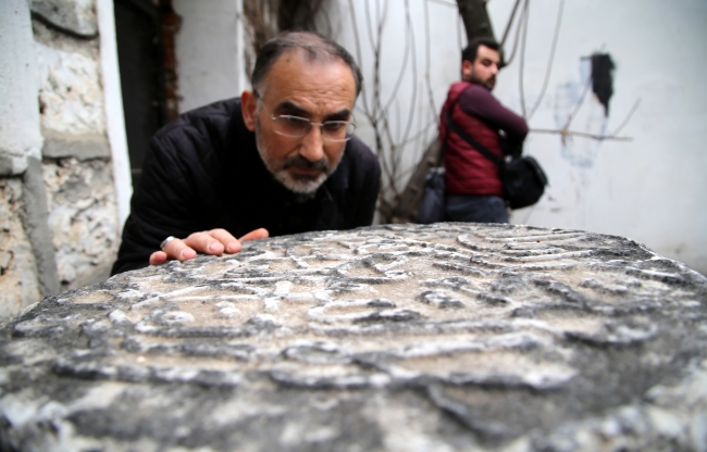 Antalya'da kayıp 9 fetih kitabesinden ikisi bulundu